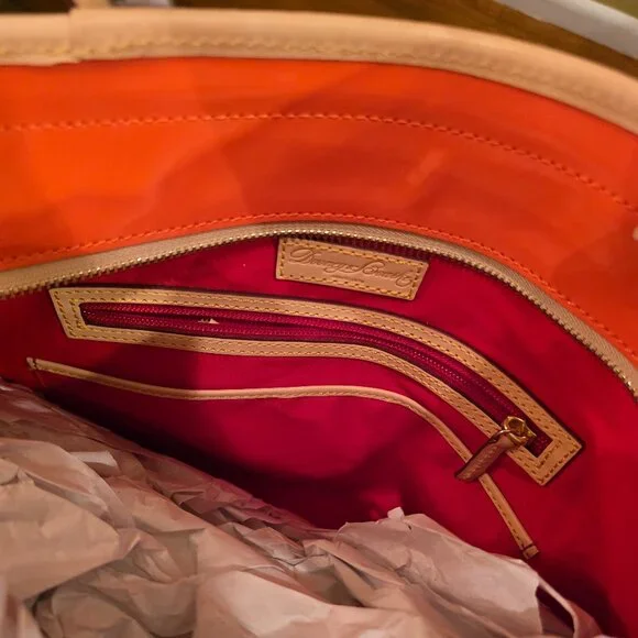 NWT - DOONEY & BOURKE Large Patent Leather Tote Bag - Orange - Picture 5 of 7